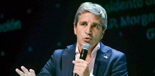 Caputo defiende el rumbo en el G20 y se reunirá con Scott Bessent