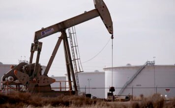 El petróleo cruza la barrera de los 100 dólares por barril
