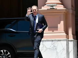 Milei redefine la gestión con el ascenso de Santilli