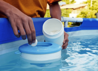 Cuidado con el cloro: la ANMAT prohibió un producto