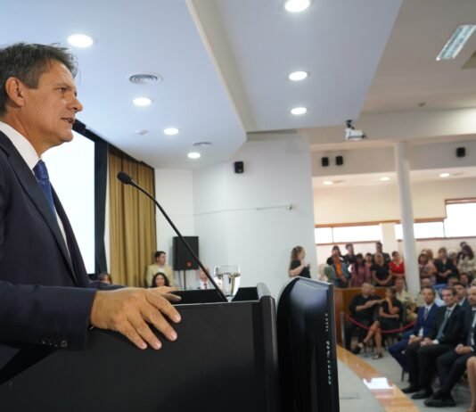 Uno por uno, los anuncios de Gaido