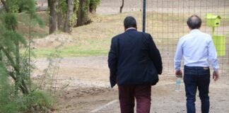 Acorralado por la suspensión, Luis Bertolini tiró la toalla