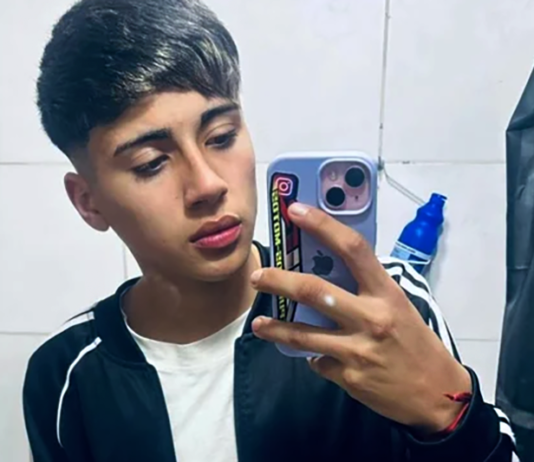 Lo atacaron en el colegio, está en estado vegetativo y necesita ayuda