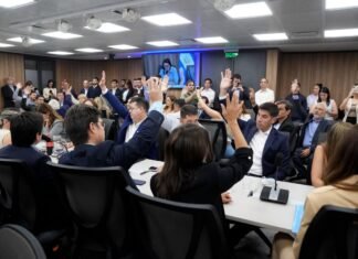 Diputados del oficialismo retienen el control de las comisiones