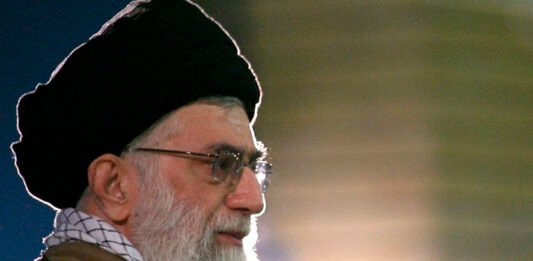 Irán confirmó la muerte del Ayatolá Alí Jameneí