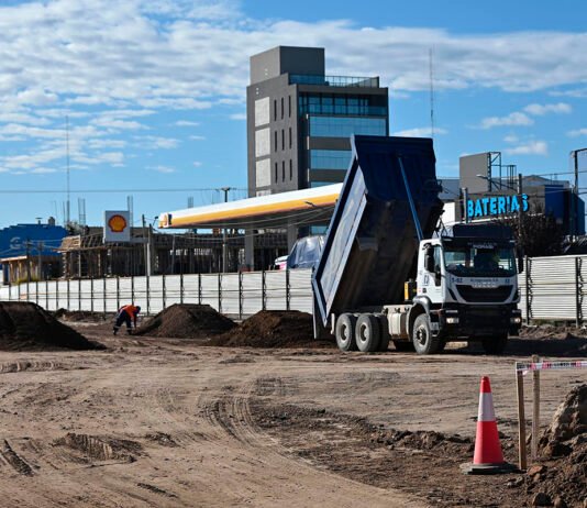 Gaido: “Se puede hacer una obra gigante sin endeudarnos”