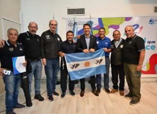 Primero los héroes: Gaido entregó lotes a veteranos