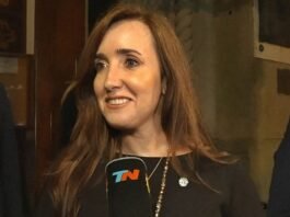 “Me dijo que gobierna la hermana” aseguró la madre de Villarruel