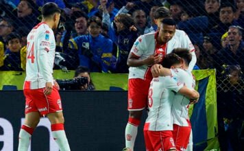Chau Boca: con dos más no pudo con el modesto Huracán