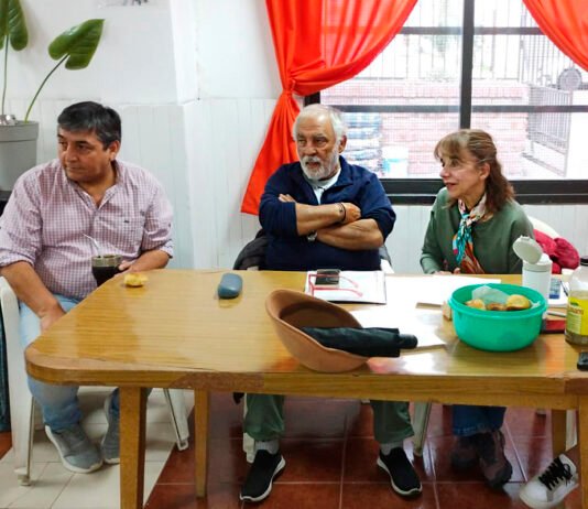 Quintriqueo compartió tortas fritas con el MAPO