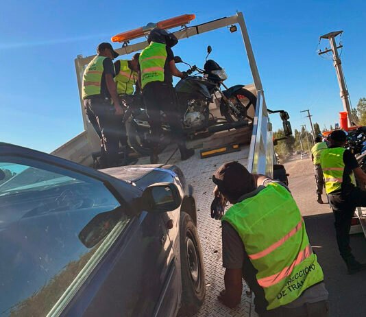 Le bajaron el caño (y la caña) a los motoqueros