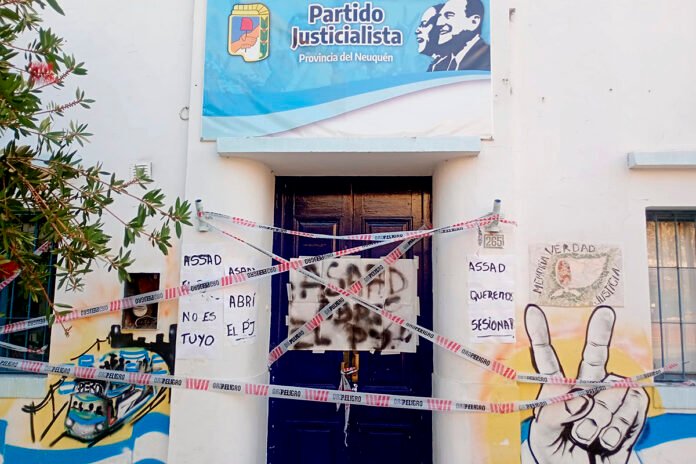 Frente de local PJ Neuquén