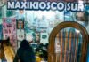 Como el lejano oeste: robó un kiosco montado a caballo