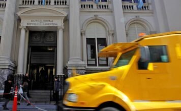 El Central hizo bien los deberes y sumó más dólares