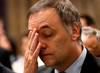 “O lo echan o lo sacamos nosotros”