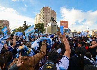 El desahogo neuquino fue una locura en el Monumento