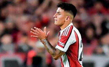 “Qué lindo jugar acá”: el posteo de Thiago Almada