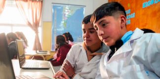 Elon Musk ayudó a las escuelas neuquinas