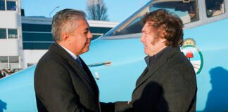 Rolando Figueroa viajará con Milei a París
