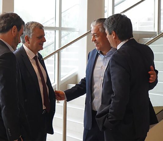 Figueroa volvió a defender a las empresas neuquinas